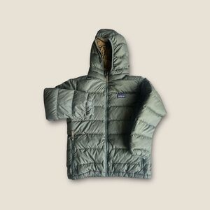 BOYS Patagonia down sweater coat with hood size 10